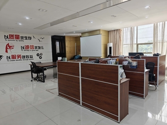 Changzhou Yingchuang Rotomolding Equipment Co,. Ltd dây chuyền sản xuất của nhà sản xuất